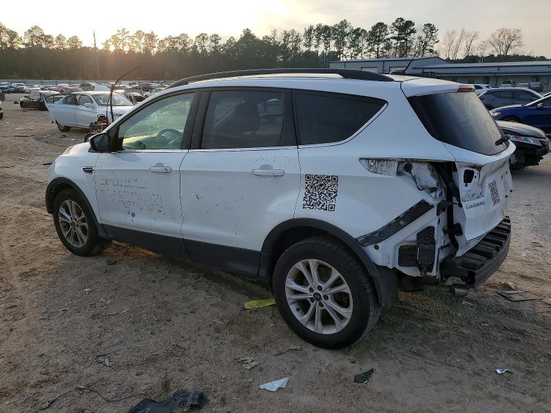 Photo 2 from auction – 2017 FORD ESCAPE SE with VIN 1FMCU0GD9HUC72007