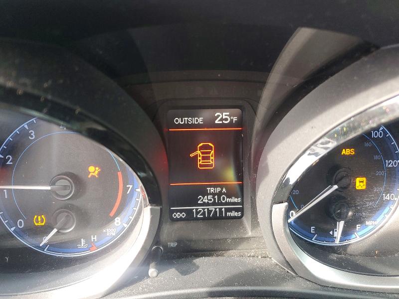 Photo 9 from auction – 2014 TOYOTA COROLLA with VIN 2T1BURHE3EC225947