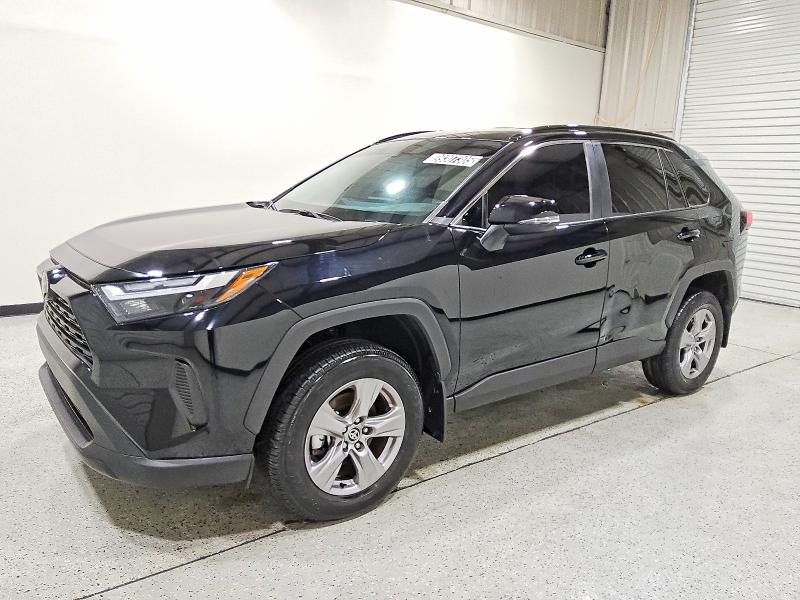 TOYOTA RAV4 XLE 2025 with VIN 2T3W1RFV6SC306960 - Photo from auction