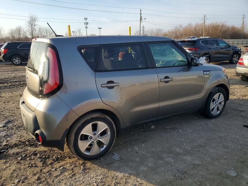 Photo 3 from auction – 2015 KIA SOUL with VIN KNDJN2A22F7152427