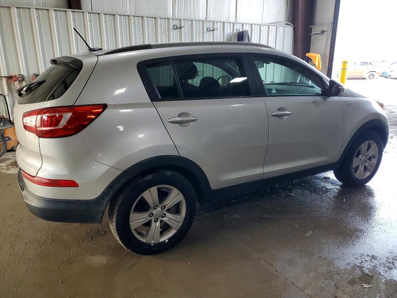 Photo 3 from auction – 2011 KIA SPORTAGE L with VIN KNDPBCA21B7162563
