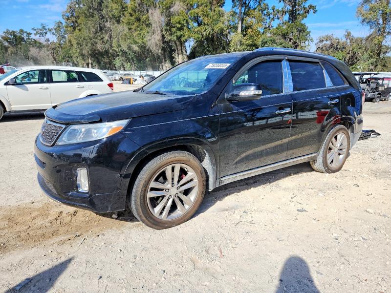 KIA SORENTO 2015 with VIN 5XYKW4A78FG596195 - Photo from auction