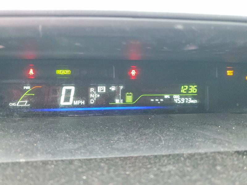 Photo 9 from auction – 2014 TOYOTA PRIUS V with VIN JTDZN3EU2E3367784