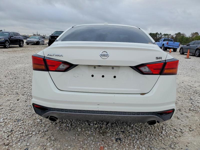 Photo 6 from auction – 2019 NISSAN ALTIMA SR with VIN 1N4BL4CVXKN310148