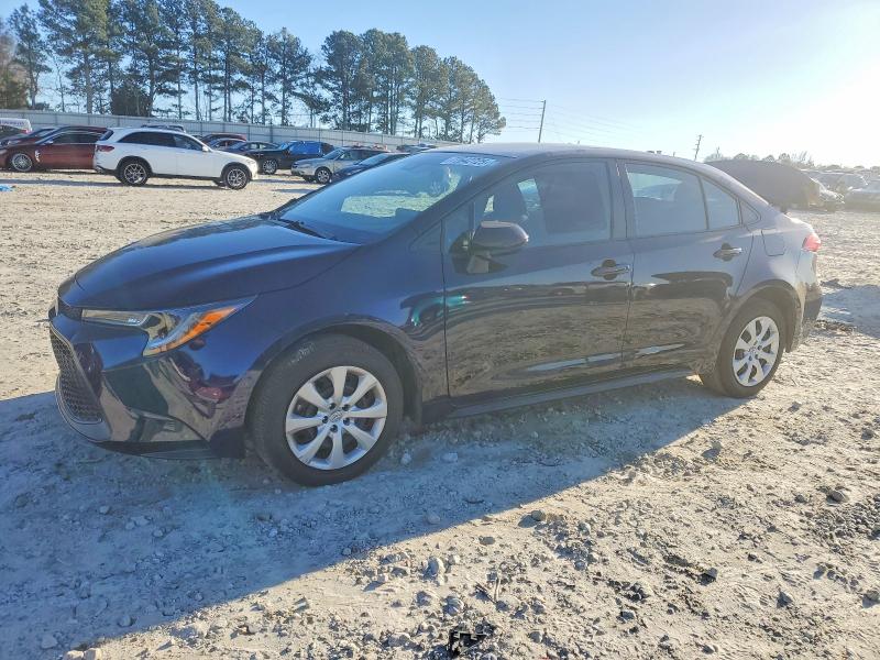 TOYOTA COROLLA LE 2022 with VIN 5YFEPMAEXNP389794 - Photo from auction