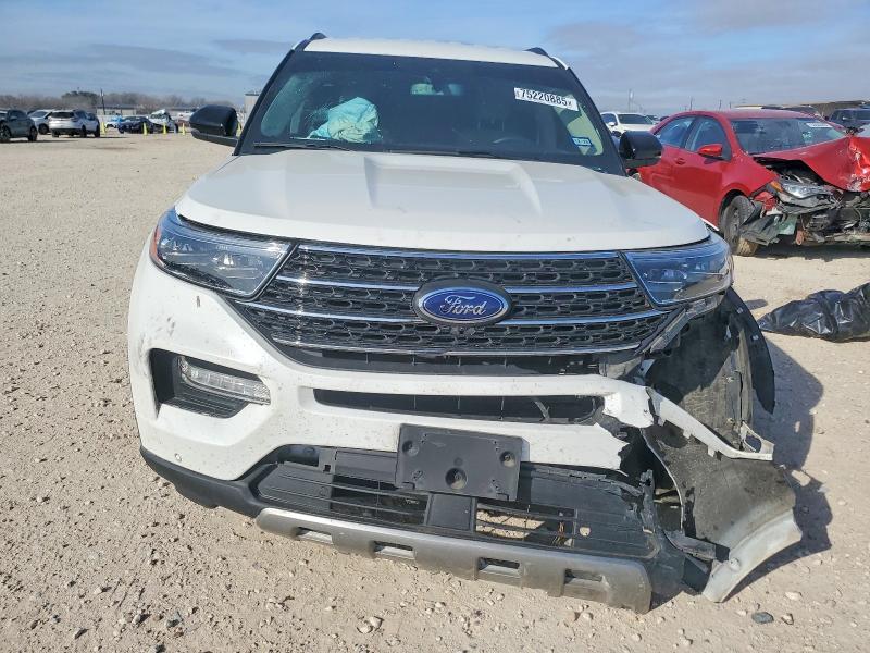 Photo 5 from auction – 2023 FORD EXPLORER with VIN 1FMSK7DH9PGC15286