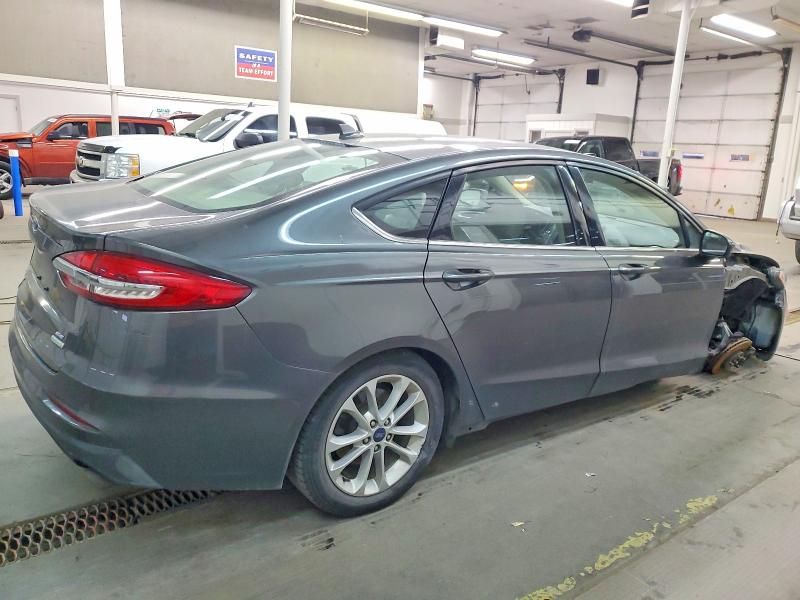 Photo 3 from auction – 2019 FORD FUSION with VIN 3FA6P0HD3KR239743