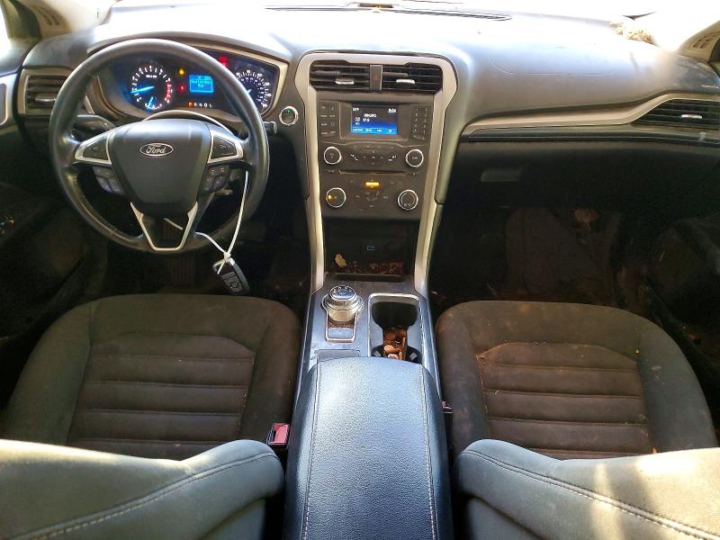 Photo 8 from auction – 2017 FORD FUSION S with VIN 3FA6P0G72HR221688