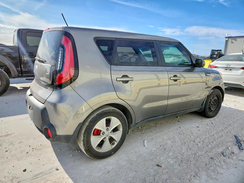 Photo 3 from auction – 2014 KIA SOUL with VIN KNDJN2A22E7003921