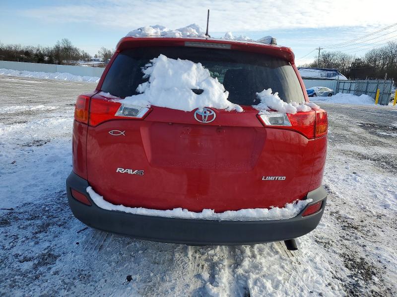 Photo 6 from auction – 2015 TOYOTA RAV4 with VIN 2T3YFREV0FW204425
