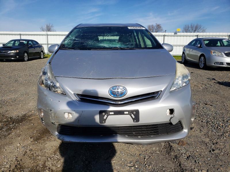 Photo 5 from auction – 2014 TOYOTA PRIUS V with VIN JTDZN3EU4E3307179