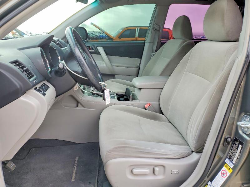 Photo 7 from auction – 2012 TOYOTA HIGHLANDER with VIN 5TDZK3EH9CS065920
