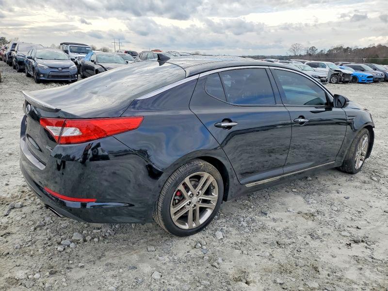 Photo 3 from auction – 2013 KIA OPTIMA SX with VIN 5XXGR4A68DG185675