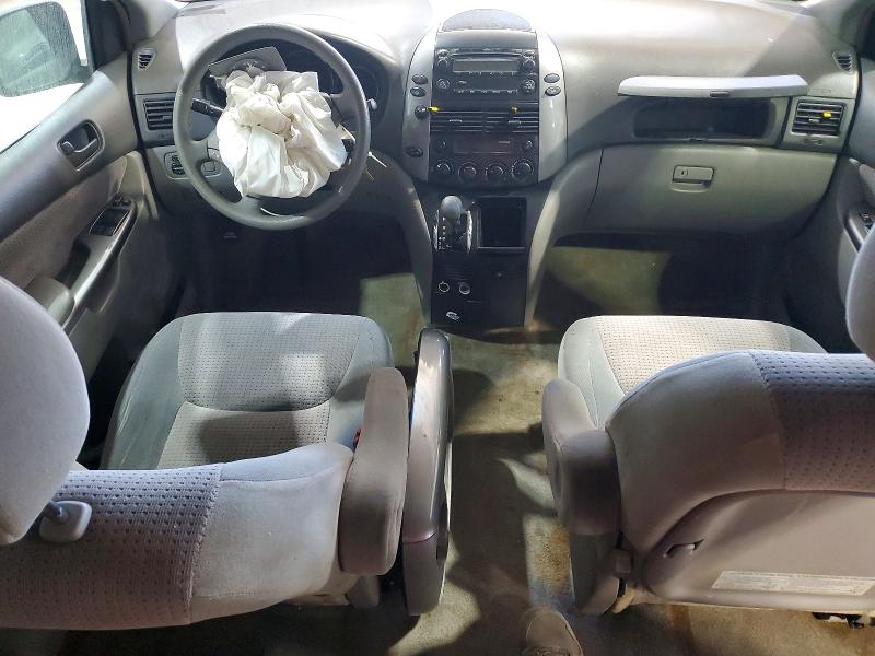 Photo 8 from auction – 2006 TOYOTA SIENNA CE with VIN 5TDZA23C06S500171