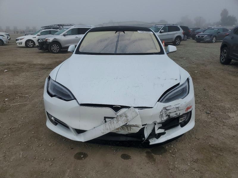 Photo 5 from auction – 2018 TESLA MODEL S with VIN 5YJSA1E26JF271363