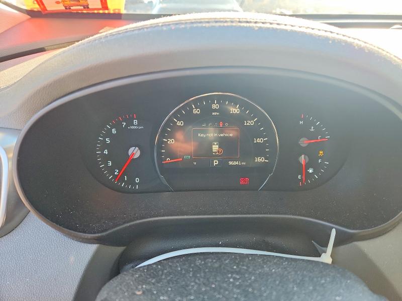 Photo 9 from auction – 2016 KIA SORENTO with VIN 5XYPKDA56GG097171