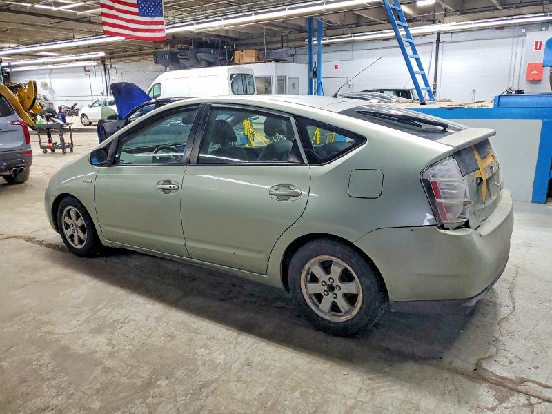 Photo 2 from auction – 2007 TOYOTA PRIUS with VIN JTDKB20U577605831