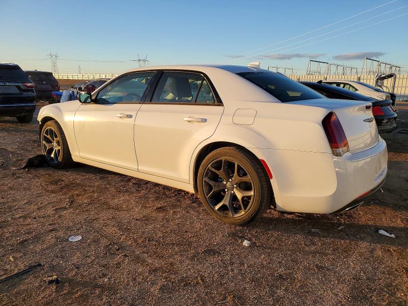 Photo 2 from auction – 2022 CHRYSLER 300 TOURIN with VIN 2C3CCAAG1NH167917