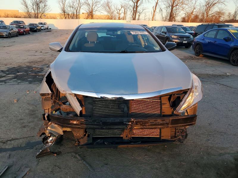 Photo 5 from auction – 2013 HYUNDAI SONATA GLS with VIN 5NPEB4AC7DH683419