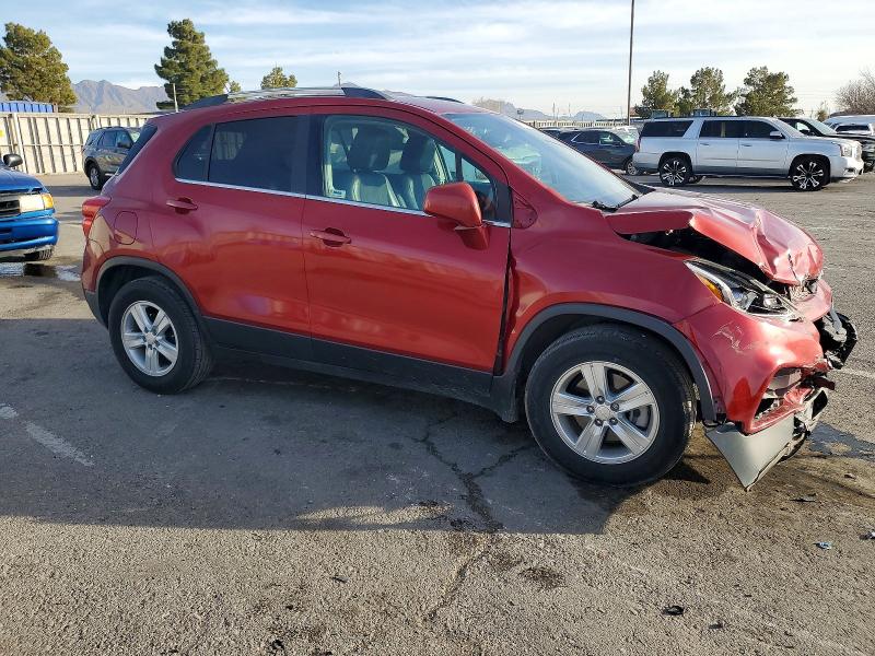 Photo 4 from auction – 2020 CHEVROLET TRAX 1LT with VIN 3GNCJLSB4LL167261