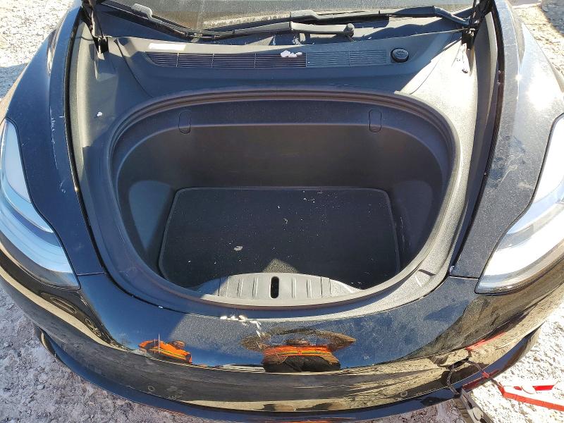 Photo 11 from auction – 2018 TESLA MODEL 3 with VIN 5YJ3E1EA7JF056963