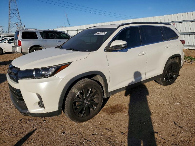 TOYOTA HIGHLANDER 2019 with VIN 5TDKZRFH1KS334411 - Photo from auction