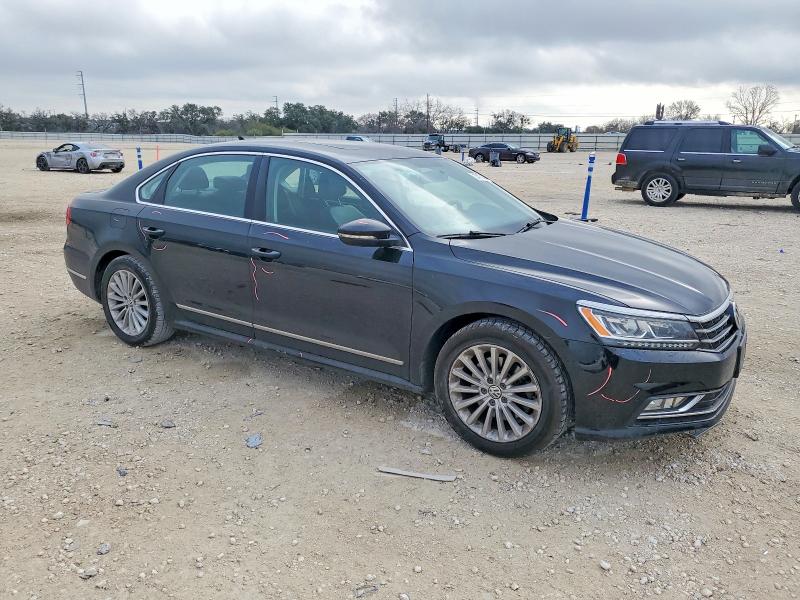 Photo 4 from auction – 2016 VOLKSWAGEN PASSAT SE with VIN 1VWBS7A30GC024289
