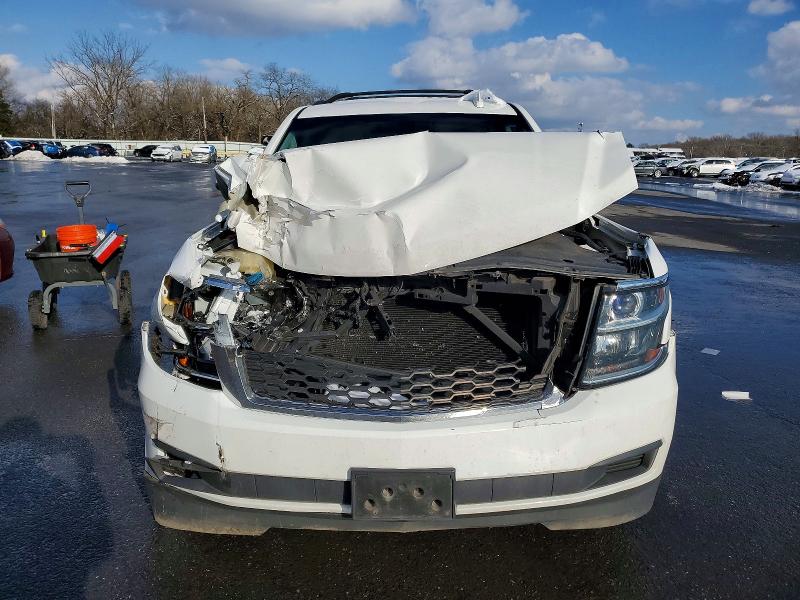 Photo 5 from auction – 2016 CHEVROLET SUBURBAN with VIN 1GNSKGEC4GR198173