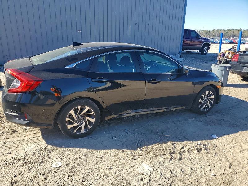 Photo 3 from auction – 2018 HONDA CIVIC with VIN 2HGFC2F77JH508191