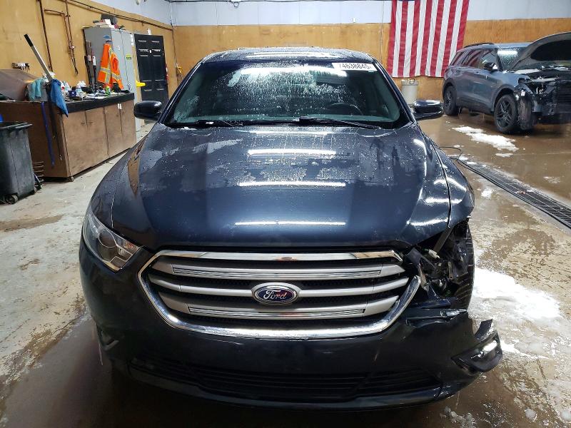 Photo 5 from auction – 2017 FORD TAURUS SEL with VIN 1FAHP2E93HG129831