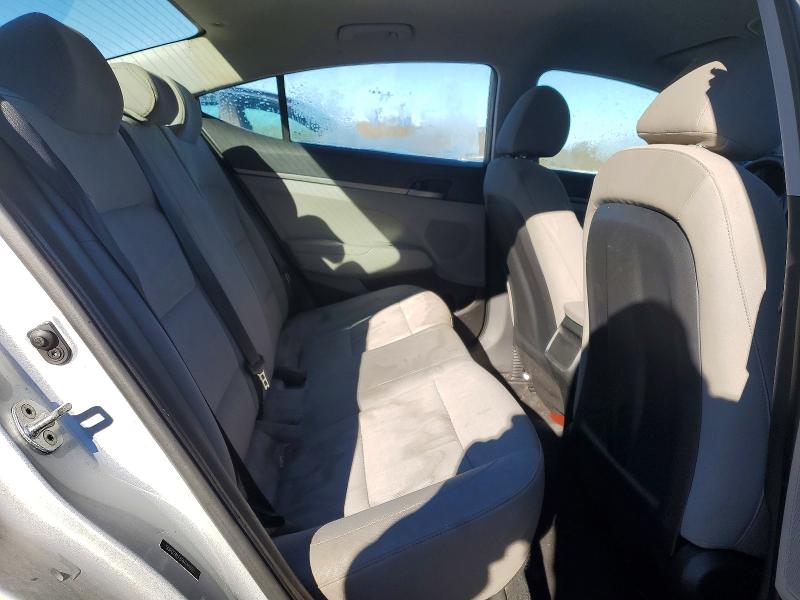 Photo 10 from auction – 2017 HYUNDAI ELANTRA SE with VIN 5NPD74LF8HH148805