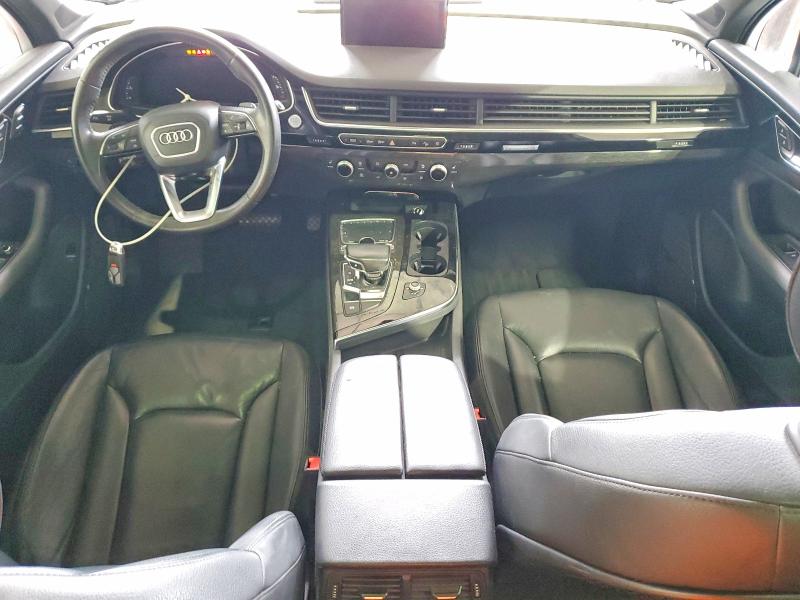 Photo 8 from auction – 2018 AUDI Q7 PREMIUM with VIN WA1LAAF76JD012971