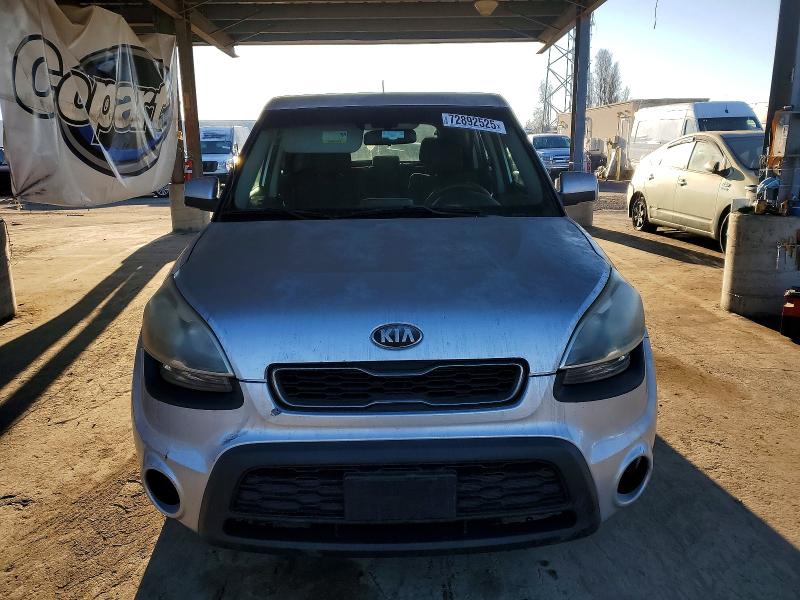 Photo 5 from auction – 2013 KIA SOUL with VIN KNDJT2A56D7539396
