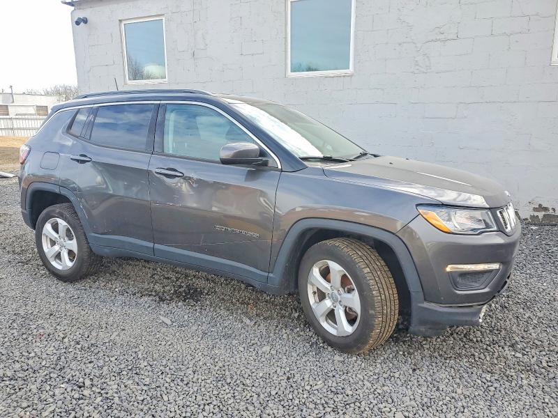 Photo 4 from auction – 2019 JEEP COMPASS LA with VIN 3C4NJDBB2KT735741
