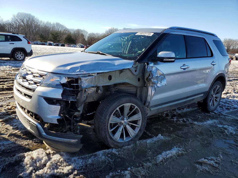 FORD EXPLORER 2018 with VIN 1FM5K8F86JGA82025 - Photo from auction