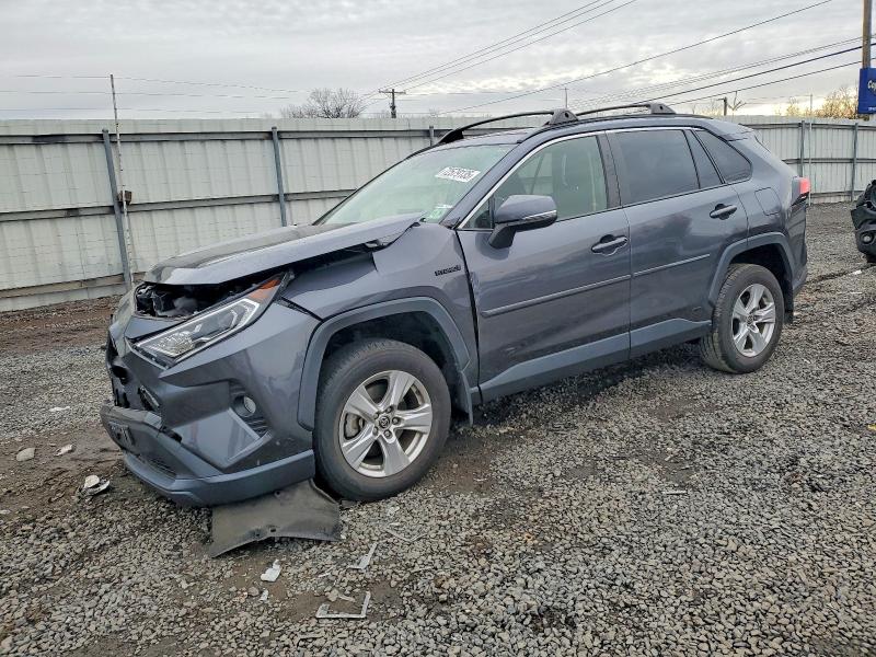 TOYOTA RAV4 2021 with VIN JTMRWRFV8MD127624 - Photo from auction