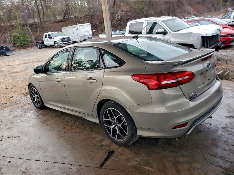 Photo 2 from auction – 2016 FORD FOCUS SE with VIN 1FADP3F26GL331087