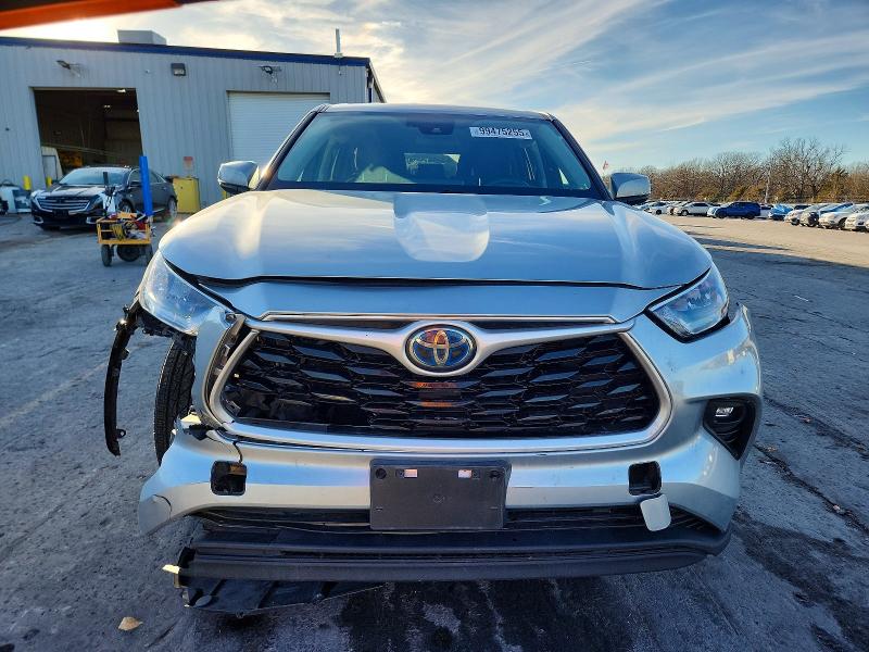 Photo 5 from auction – 2020 TOYOTA HIGHLANDER with VIN 5TDZARAH2LS502961