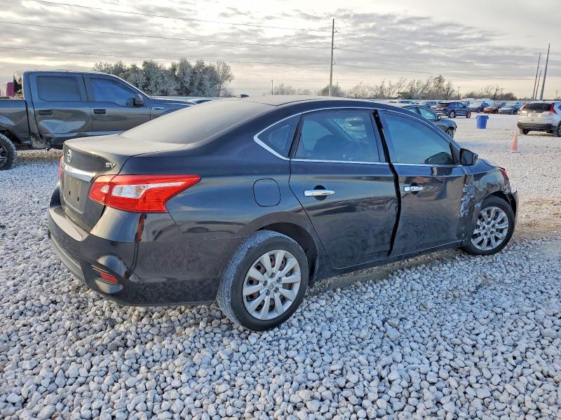 Photo 3 from auction – 2017 NISSAN SENTRA S with VIN 3N1AB7AP1HL637337