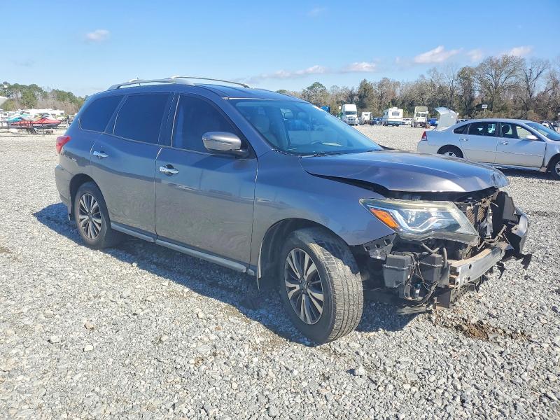 Photo 4 from auction – 2017 NISSAN PATHFINDER with VIN 5N1DR2MN2HC637650