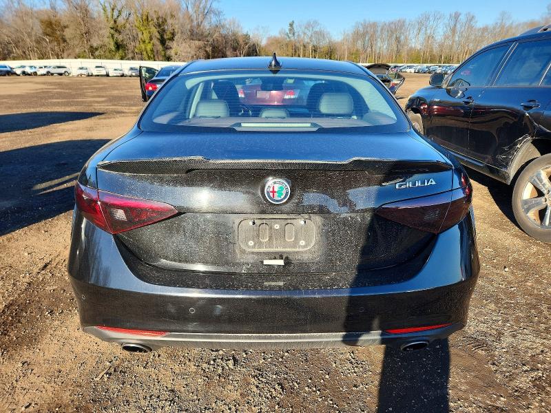 Photo 6 from auction – 2017 ALFA ROMEO GIULIA TI with VIN ZARFAECNXH7554764