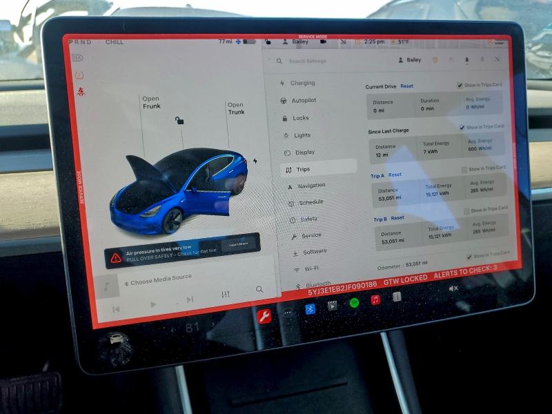 Photo 9 from auction – 2018 TESLA MODEL 3 with VIN 5YJ3E1EB2JF090186