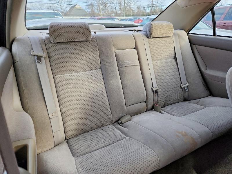 Photo 10 from auction – 2004 TOYOTA CAMRY LE with VIN 4T1BE32K34U268657
