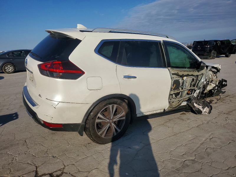 Photo 3 from auction – 2018 NISSAN ROGUE S with VIN 5N1AT2MT2JC830647