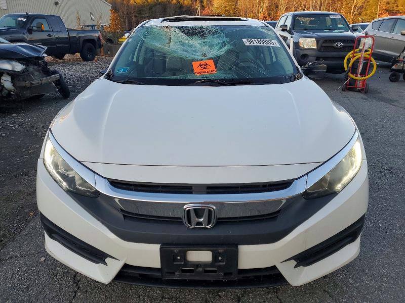 Photo 5 from auction – 2017 HONDA CIVIC EX with VIN 19XFC2F76HE232820