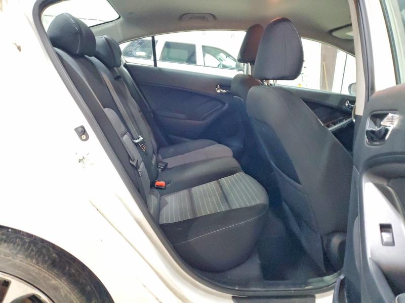 Photo 10 from auction – 2015 KIA FORTE EX with VIN KNAFX4A86F5306551