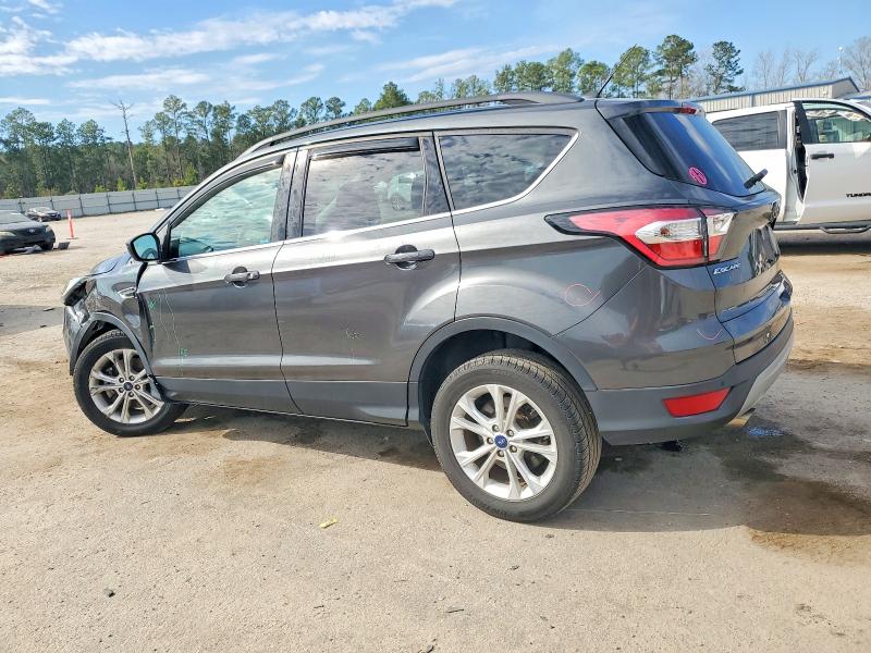 Photo 2 from auction – 2017 FORD ESCAPE SE with VIN 1FMCU0G92HUD34679