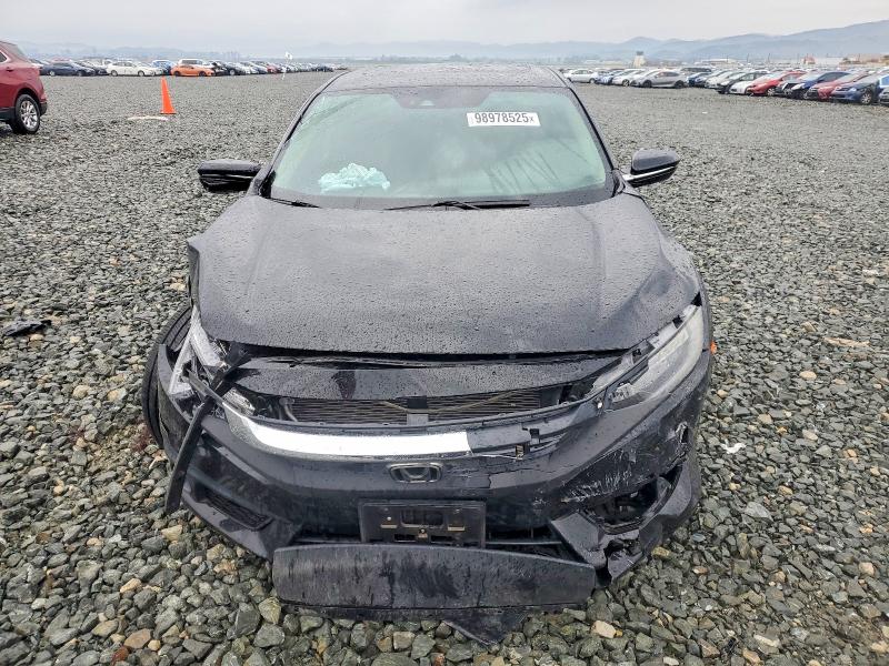 Photo 5 from auction – 2017 HONDA CIVIC TOUR with VIN 19XFC1F96HE212529