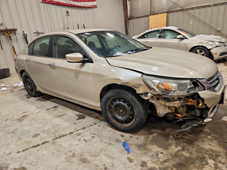 Photo 4 from auction – 2014 HONDA ACCORD with VIN 1HGCR2F51EA198916