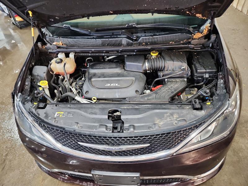 Photo 12 from auction – 2017 CHRYSLER PACIFICA L with VIN 2C4RC1GG0HR653291